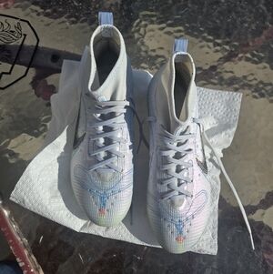 Nike Kids Sneakers - Cream and Blue